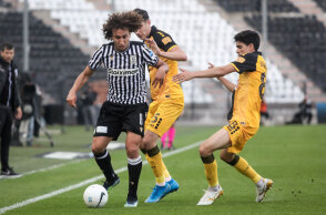 Ο ΠΑΟΚ απέκλεισε την ΑΕΚ με ανατροπή από τον τελικό του Κυπέλλου Ελλάδος, όπου θα βρεθεί αντιμέτωπος με τον Ολυμπιακό