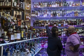 Πώληση αλκοόλ σε κατάστημα στην Τουρκία