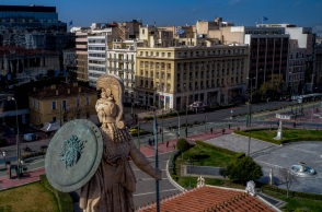 Lockdown: Αλλαγές θα υπάρξουν από σήμερα, Δευτέρα του Πάσχα στο ωράριο απαγόρευσης της κυκλοφορίας.  Αναλυτικά τα νέα δεδομένα στους κωδικούς μετακίνησης.