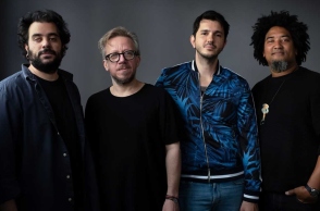 Ο σαξοφωνίστας Dimitris Tsakas με την μπάντα του