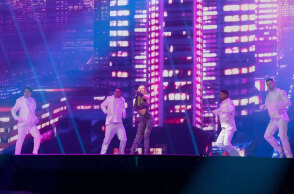 Eurovision 2021: Η Στεφανία Λυμπερακάκη στην πρώτη πρόβα στο Ρότερνταμ