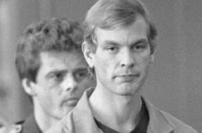 Ο Κατά συρροήν δολοφόνος Τζέφρι Ντάμερ κατά τη δίκη του στο Μιλγουόκι του Ουισκόνσιν