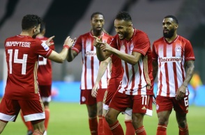 Παναθηναϊκός - Ολυμπιακός: Πανηγυρισμοί από τους παίκτες των «ερυθρολεύκων» μετά από γκολ