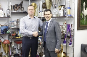 Ο Δημήτρης Ιτούδης με τον πρόεδρ της ΤΣΣΚΑ Μόσχας