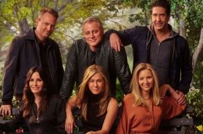 Οι έξι πρωταγωνιστές της σειράς «Τα Φιλαράκια»