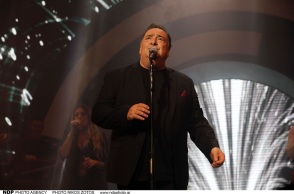 Ο τραγουδιστής Βασίλης Καρράς