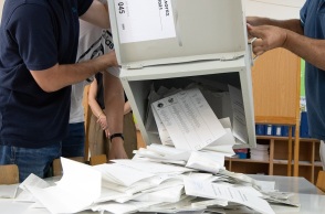 Εκλογές στην Κύπρο: Το άδειασμα της κάλπης