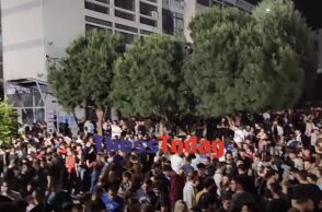 Θεσσαλονίκη - Κορωνοπάρτι στο ΑΠΘ μετά το κλείσιμο της εστίασης