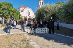 Τάσος Μπερδέσης: Στον τόπο καταγωγής του στην Αχαΐα η κηδεία του