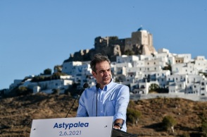 Στιγμιότυπο από την ομιλία του Κυριάκου Μητσοτάκη στην Αστυπάλαια