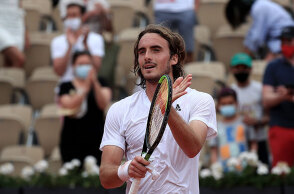 Ο Στέφανος Τσιτσιπάς «σκούπισε» τον Ισπανό Πέδρο Μαρτίνεθ και πέρασε στους «32» του Roland Garros