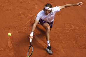 stefanos-tsitsipas-roland-garros-imitelikos.jpg