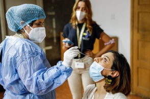 Rapid test από κλιμάκια του ΕΟΔΥ