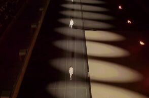 Στιγμιότυπο από την πασαρέλα στην επίδειξη του Dior