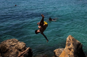 Καιρός: Έρχεται καύσωνας από τα μέσα της εβδομάδας – Αναλυτικά η πρόγνωση από το meteo και την Εθνική Μετεωρολογική Υπηρεσία