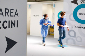 Κορωνοϊός - COVID-19  - Ιταλία - Εμβολιασμός