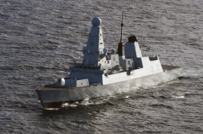 Το πολεμικό πλοίο του Βασιλικού Ναυτικού HMS Defender