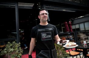 Κατάστημα εστίασης - Ασπίδα προσώπου 