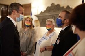 Ο Κυριάκος Μητσοτάκης συναντήθηκε με την Επιτροπή για την Εθνική Στρατηγική Ισότητας των ΛΟΑΤΚΙ+ © Eurokinissi / ΓΡΑΦΕΙΟ ΤΥΠΟΥ ΠΡΩΘΥΠΟΥΡΓΟΥ 