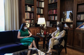 Η Πρόεδρος της Δημοκρατίας, Κατερίνα Σακελλαροπούλου, υποδέχθηκε την υπουργό Παιδείας, Νίκη Κεραμέως