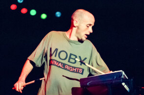 Στιγμιότυπο από τη συναυλία του Moby στην Αθήνα, 1996, Rock Of Gods Festival