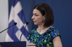 η κυβερνητική εκπρόσωπος Αριστοτελία Πελώνη © Eurokinissi / ΓΙΑΝΝΗΣ ΠΑΝΑΓΟΠΟΥΛΟΣ