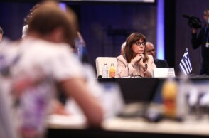 H  Προέδρος της Δημοκρατίας Κατερίνα Σακελλαροπούλου στην δεύτερη ημέρα των εργασιών της Συνόδου Κορυφής της Πρωτοβουλίας των Τριών Θαλασσών © EUROKINISSI/ΓΡΑΦΕΙΟ ΤΥΠΟΥ ΠΡΟΕΔΡΙΑΣ ΤΗΣ ΔΗΜΟΚΡΑΤΙΑΣ/ΘΟΔΩΡΗΣ ΜΑΝΩΛΟΠΟΥΛΟΣ