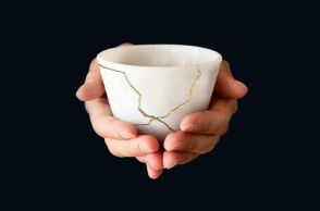 Φωτογραφία από το βιβλίο «Κιντσούγκι - η ομορφιά της ατέλειας» της Andrea Lohndorf (εκδ. Διόπτρα)