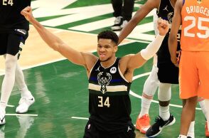 Γιάννης Αντετοκούνμπο 