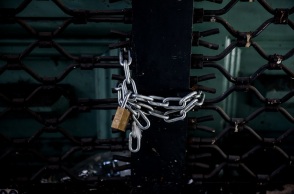 Οι πληττόμενες επιχειρήσεις που απαλλάσονται πλήρως και τον Ιούλιο από την καταβολή ενοικίου