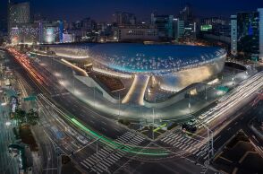 Το Dongdaemum Design Plaza (Αρχιτεκτονικό σχέδιο της Zaha Hadid)