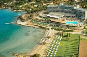 AKS Hinitsa Bay Hotel