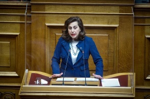 Η βουλευτής του ΚΙΝΑΛ, Χαρά Κεφαλίδου