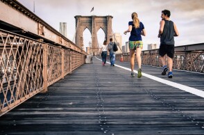 Κίνητρο 100 δολαρίων δίνει η Νέα Υόρκη σε όποιον πολίτη αποφασίσει να κάνει την πρώτη δόση εμβολίου © PIXABAY