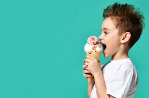 Παιδιά: Γιατί βάζουν κιλά το καλοκαίρι;