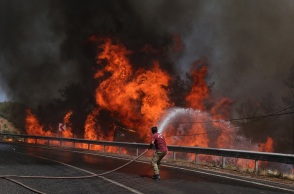 Πυρκαγιές στην Τουρκία: Άλλοι δύο άνθρωποι έχασαν την Κυριακή τη ζωή τους, ενώ συνεχίζεται η μάχη με τις φλόγες για πέμπτη μέρα