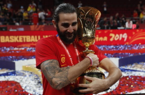 Ο ταλαντούχος playmaker της Εθνικής Ισπανίας, Ρίκι Ρούμπιο, έχει μία πλούσια καριέρα με πολλές διακρίσεις και προκλήσεις