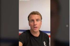 Η παρουσία του Εμανουέλ Μακρόν στο TikTok και οι απαντήσεις σε πολίτες για τα εμβόλια