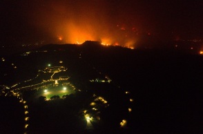 Αρχαία Ολυμπία: Οι φλόγες κοντά στη Διεθνή Ολυμπιακή Ακαδημία
