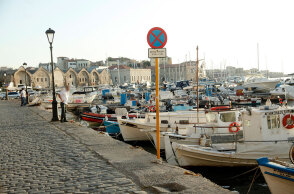 Η πόλη των Χανίων στην Κρήτη (ΦΩΤΟ ΑΡΧΕΙΟΥ) - Σε ισχύ το μίνι lockdown στα Χανιά