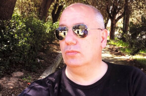 Βασίλης Μπουζιώτης