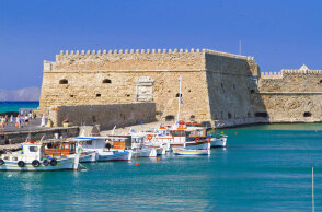 Το φρούριο στο Ηράκλειο Κρήτης (ΦΩΤΟ ΑΡΧΕΙΟΥ) - Σε μίνι lockdown η πόλη για τον κορωνοϊό