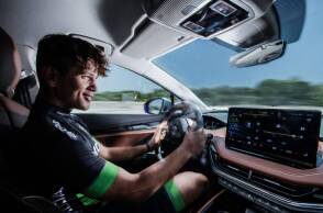 Η Kosmocar-SKODA δίπλα στον Νίκο Παπαγγελή στους Παραολυμπιακούς Αγώνες του Τόκιο 2020