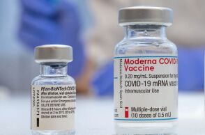 Εμβόλια Moderna και Pfizer 