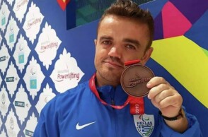 Ο Δημήτρης Μπακοχρήστος