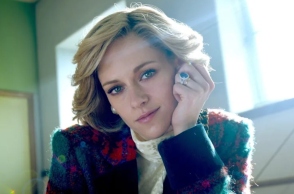 Η Κρίστεν Στιούαρτ υποδύεται την πριγκίπισσα Νταϊάνα στην ταινία «Spencer»