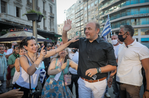 Οι αρνητές των εμβολίων είναι οι αρνητές της πανδημίας 