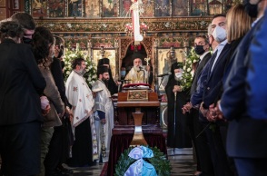 Η κηδεία του Μίκη Θεοδωράκη στον Γαλατά Χανίων στην Κρήτη