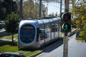 Τραμ (ΦΩΤΟ ΑΡΧΕΙΟΥ) - Μέχρι τη στάση «Κασομούλη» οι συρμοί την Κυριακή 12 Σεπτεμβρίου 2021 λόγω του Ημιμαραθωνίου