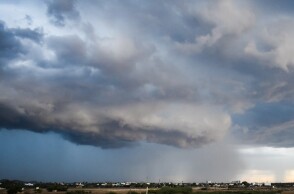 Τροπική καταιγίδα 